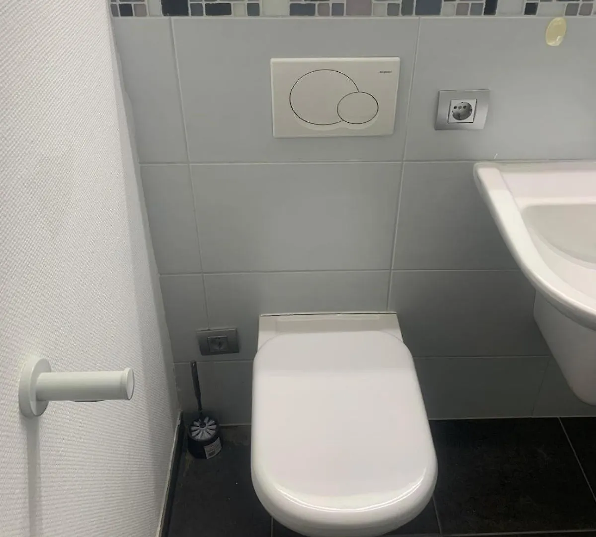 Central Flat With 3 Bedrooms And Free Parking Space Monachium 0*,
